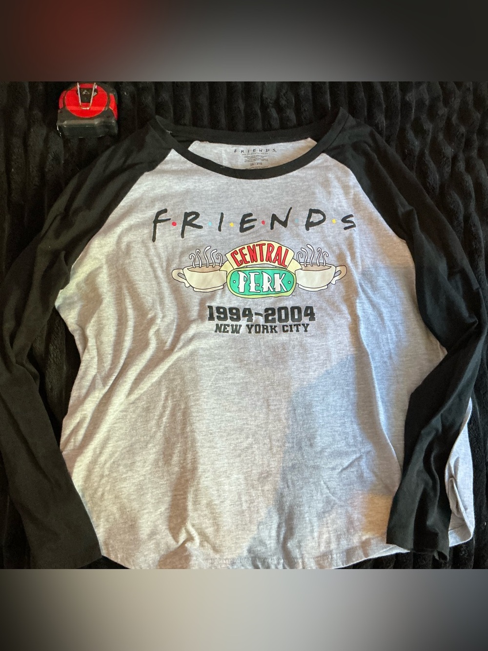 FRIENDS Central Perk Long Sleeve - Gray & Black
